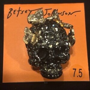 BETSEY JOHNSON Halloween Gunmetal Skull & Gold Butterflies Ring Size 7.5 NEW NWT